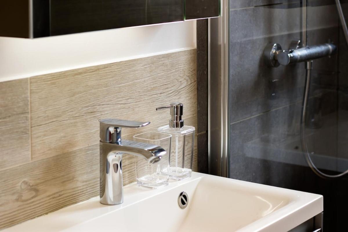 Saint Germain 2 Chambres Parking آنسي المظهر الخارجي الصورة